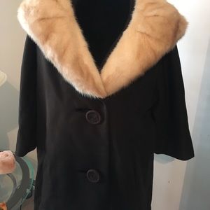 1950s Vintage Ladies Dress Coat by Reads.